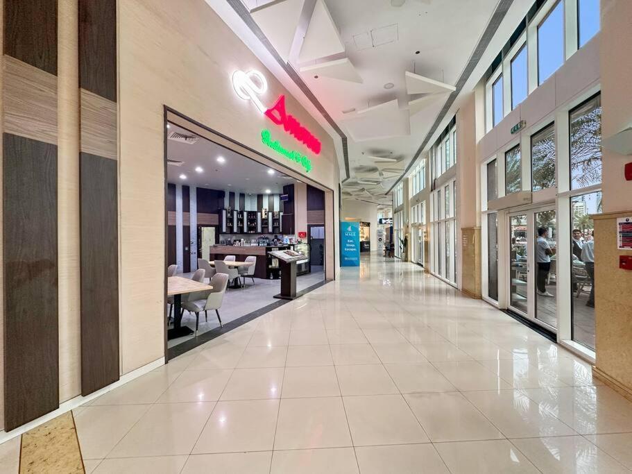 First Class 2br Modern And Stylish