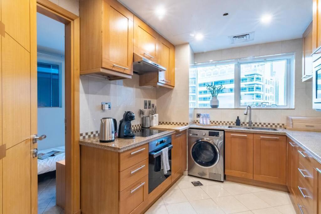 First Class 2br Modern And Stylish Apartment Dubai