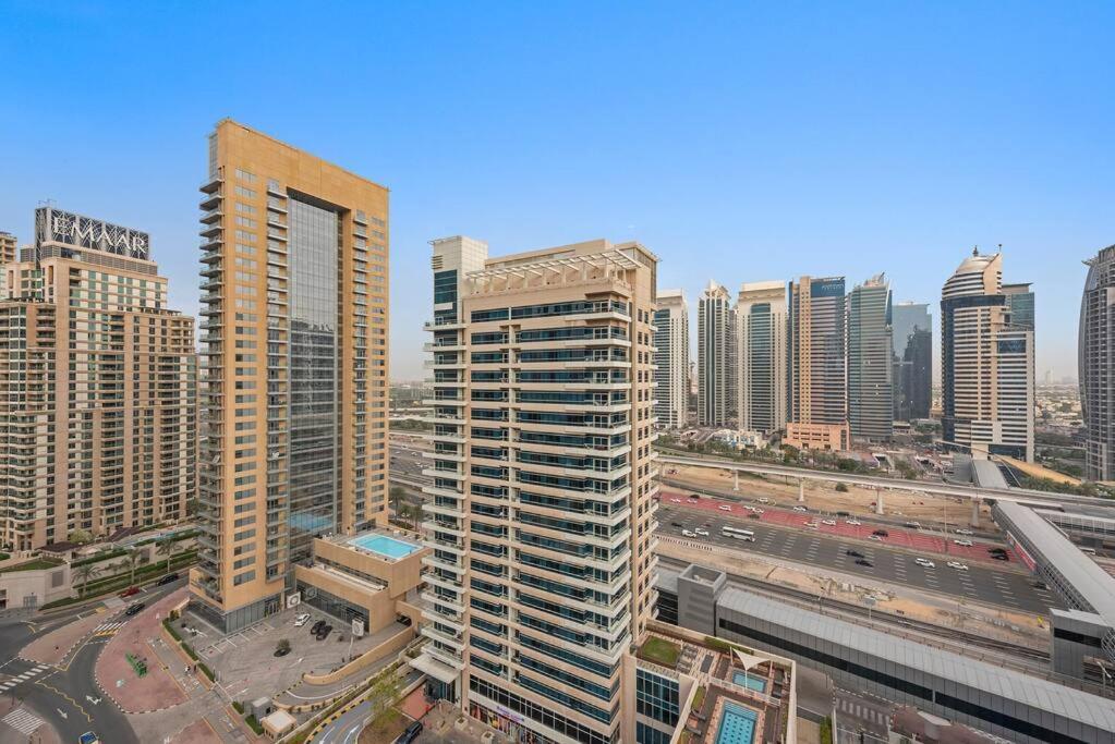 First Class 2br Modern And Stylish Dubai