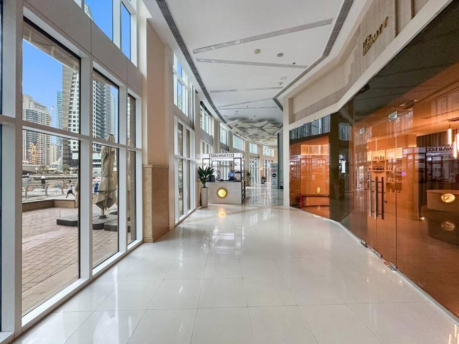 First Class 2br Modern And Stylish * Dubai