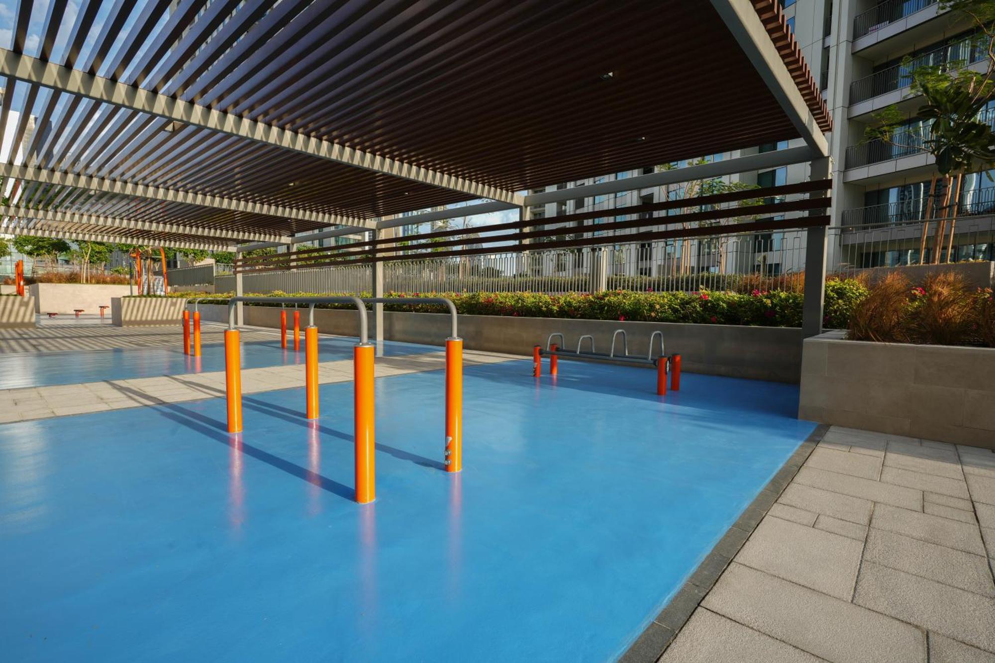 Luxury 3 Bedroom Corner - Stunning 270 Degrees Views - Burj & Fountain Views! 3 Balconies, 5 Minute Walk To Mall, Great Gym, Yoga * Dubai