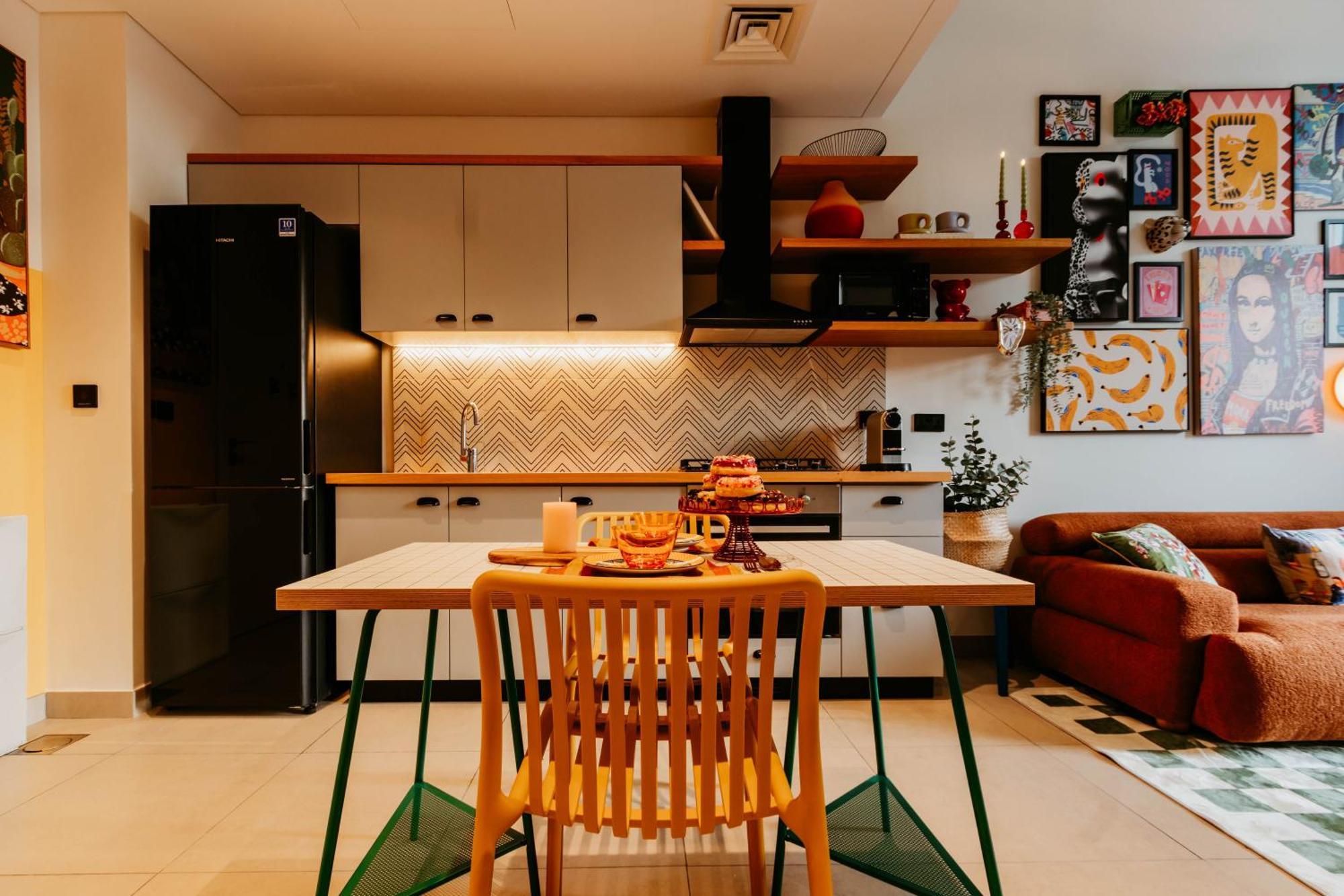 Coolest 1 Bedroom In Hills Close To The Park Apartment Dubai