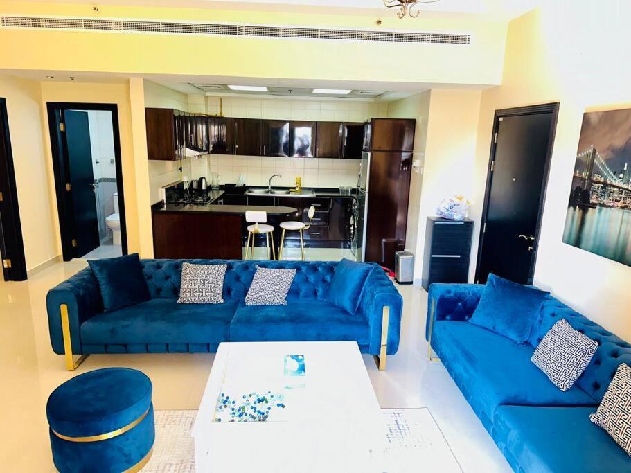 Apartment Luxury 1 Bed - Pool View - Ready Dubai