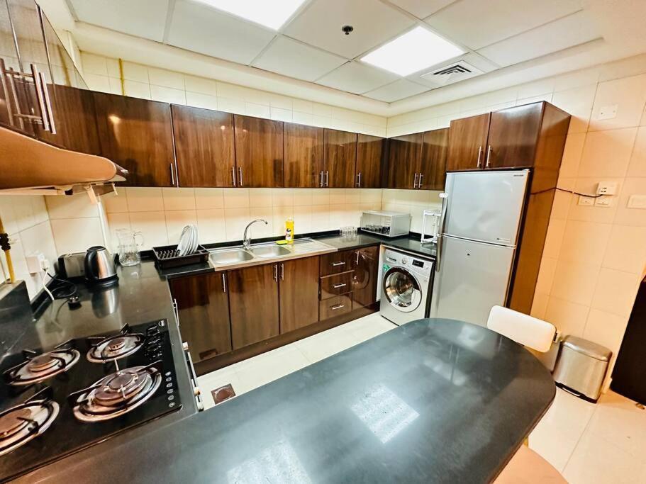 Luxury 1 Bed - Pool View - Ready Apartment Dubai