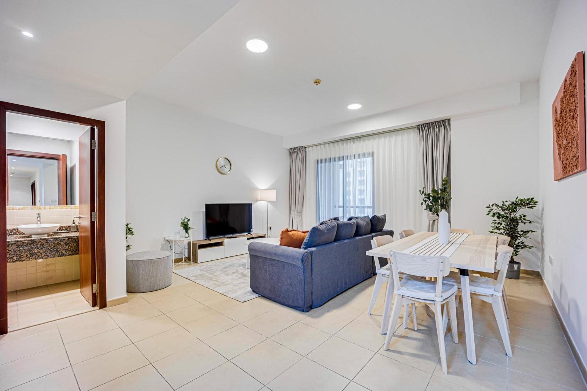 Apartment And Comfy In Jbr *
