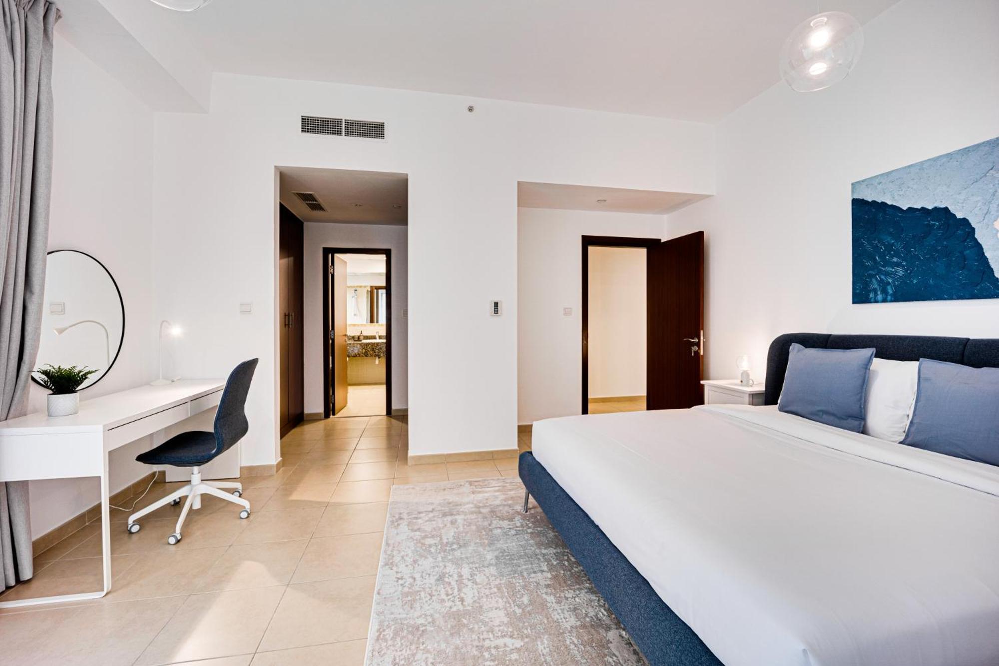 Apartment And Comfy In Jbr Dubai