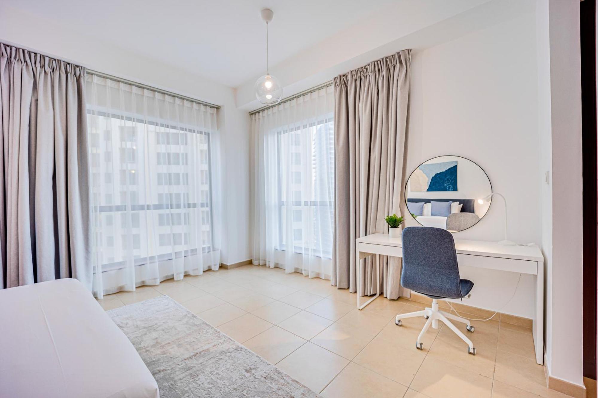 And Comfy In Jbr * Dubai
