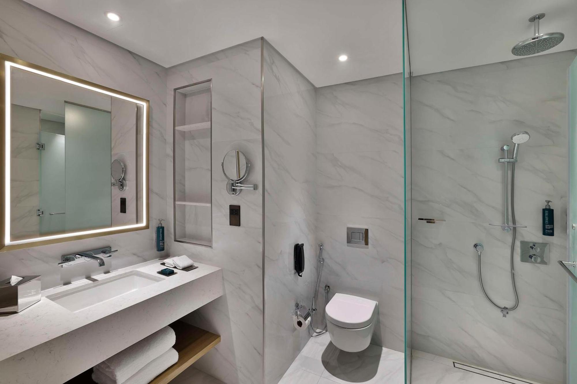 Hilton Garden Business Bay Hotel Dubai