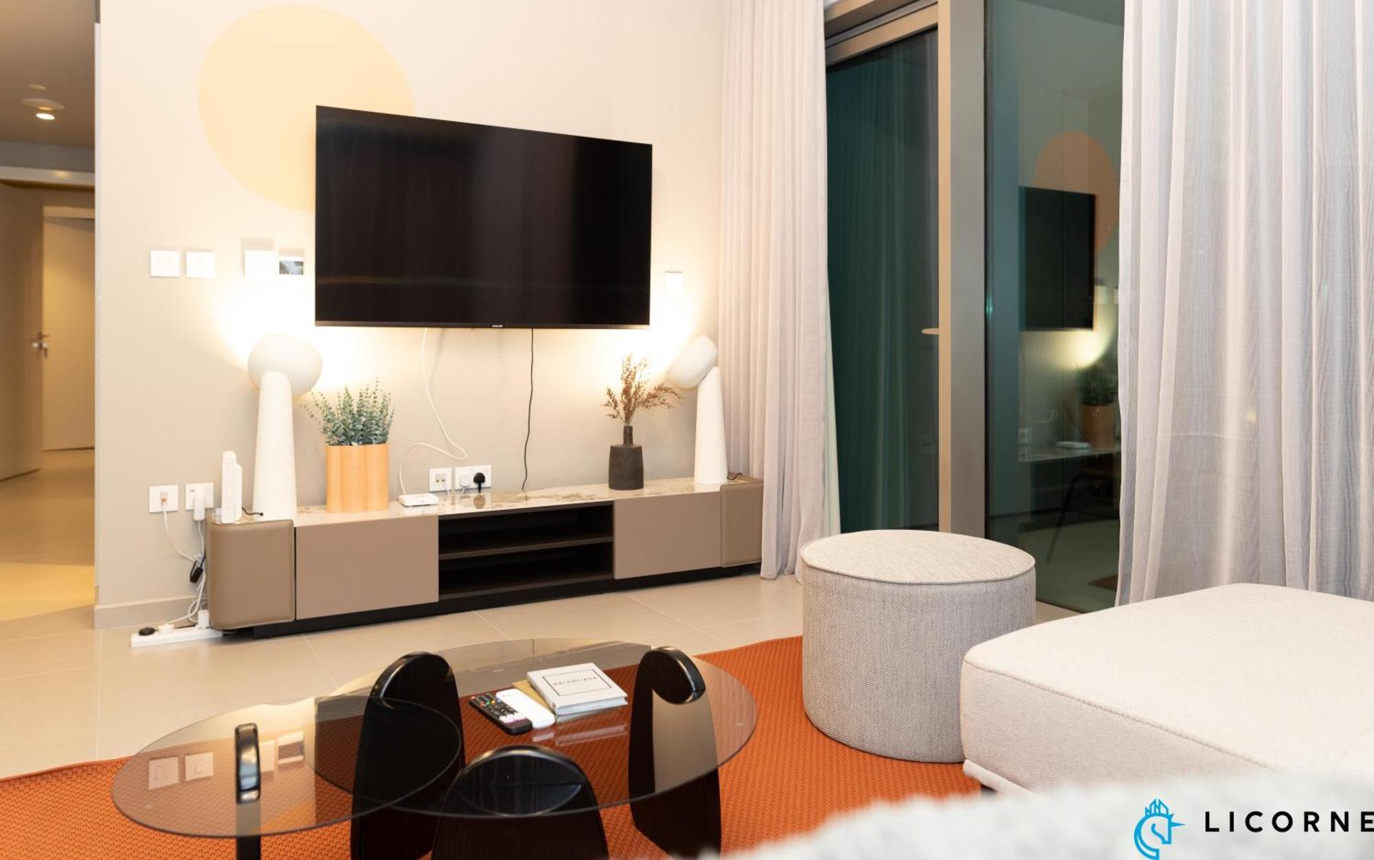 Apartment 2br Next To Dubaimall, Pool View Of Burj Khalifa - Downtown Views Ll
