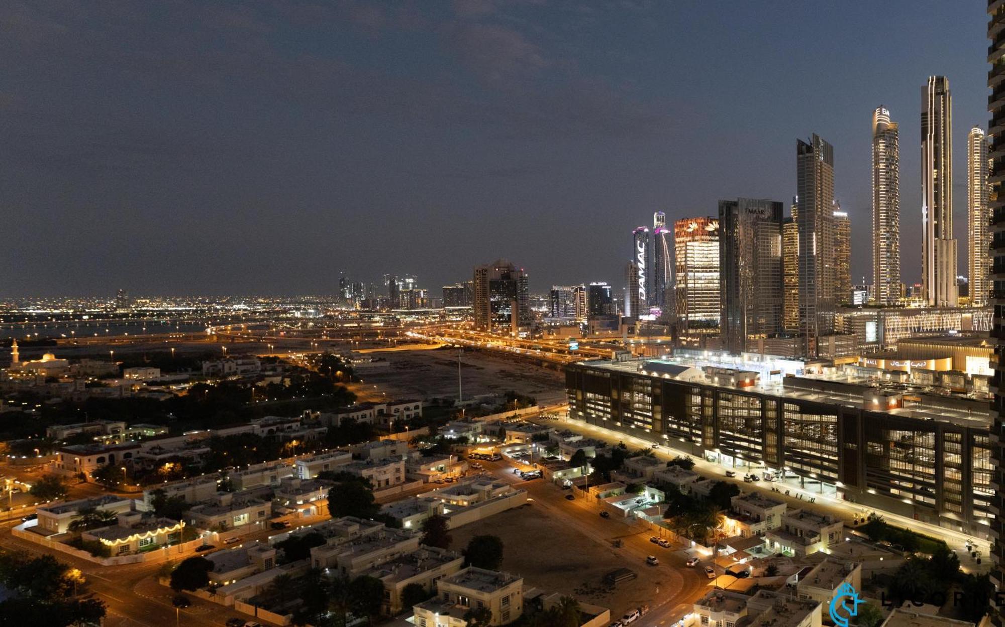 2br Next To Dubaimall, Pool View Of Burj Khalifa - Downtown Views Ll Apartment *