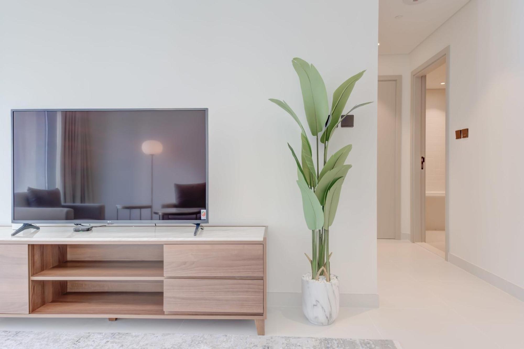 Silkhaus Exquisite Sea View 1bdr At Marina Vista * Dubai