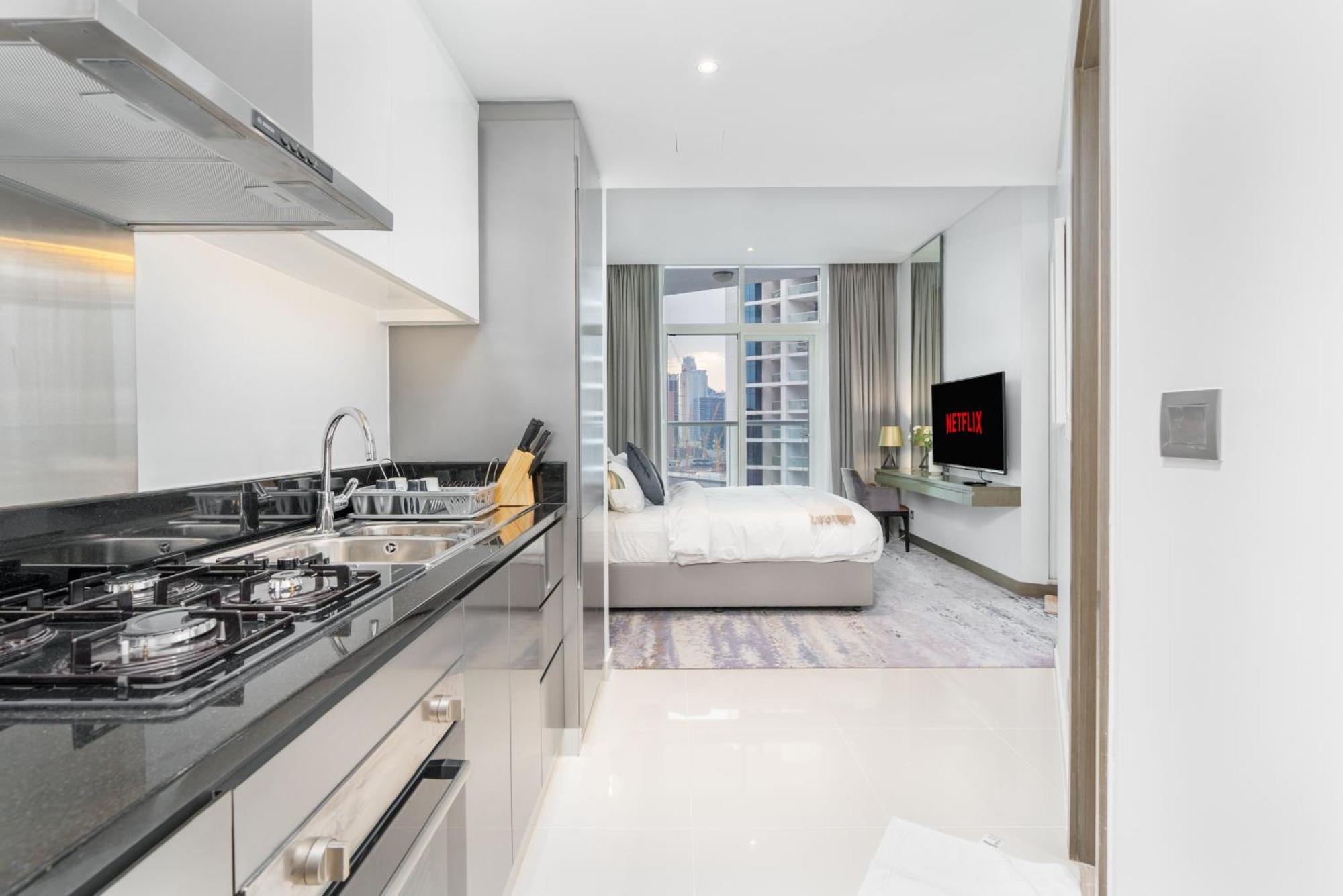 Spacious Luxe Family With Canal & Burj Khalifa View *