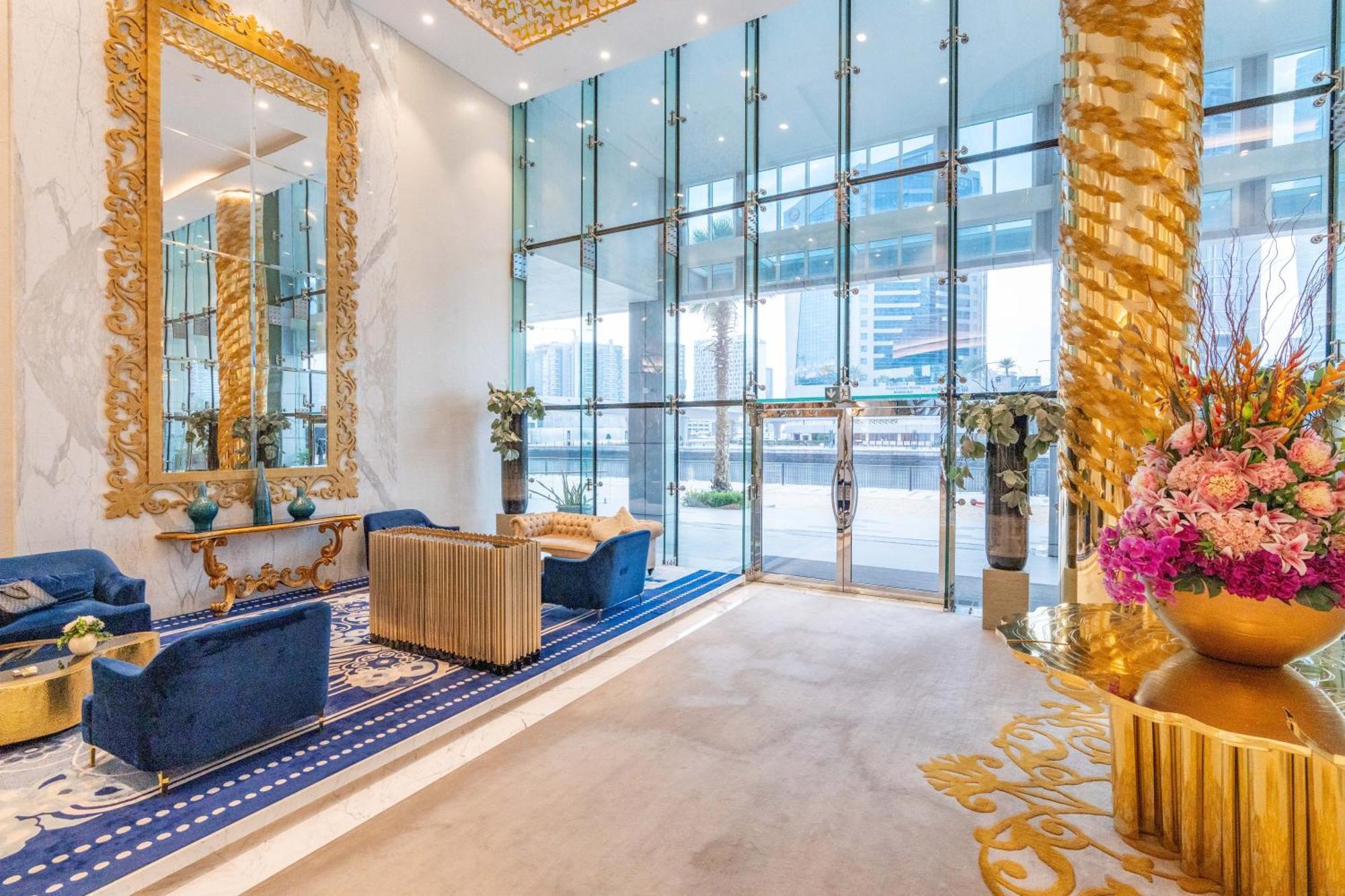 Spacious Luxe Family With Canal & Burj Khalifa View * Dubai
