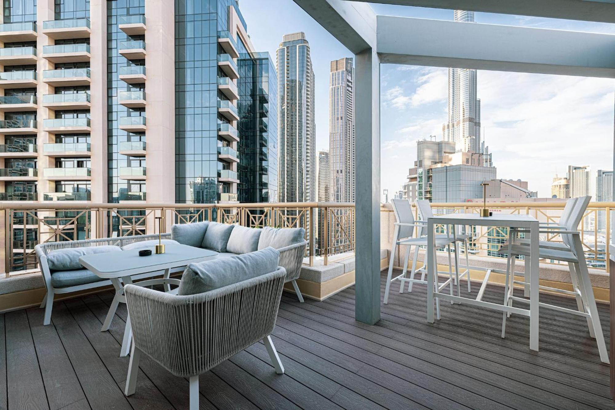 The Signature Burj Khalifa View With Terrace * Dubai