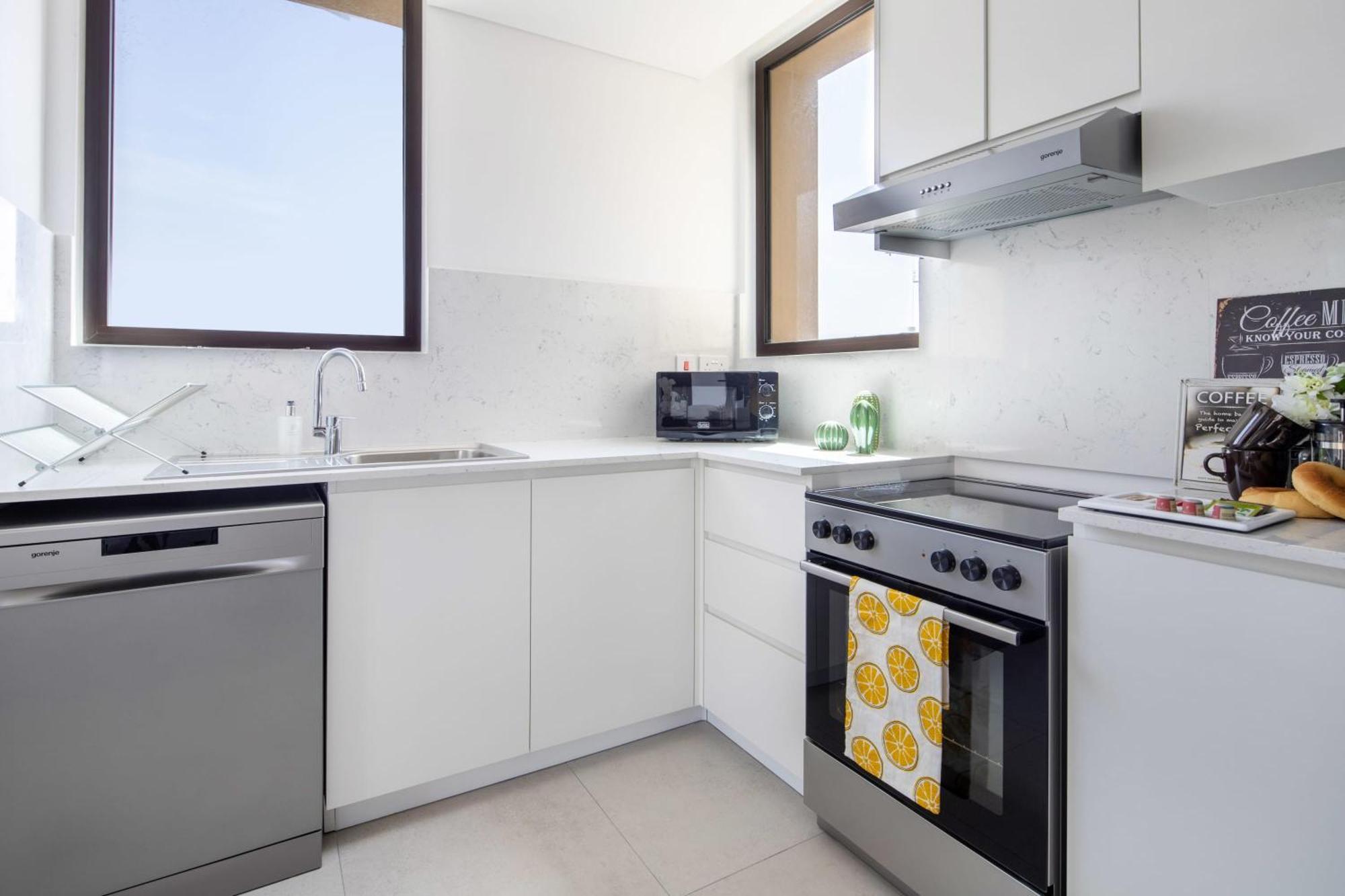 Frank Porter - Asayel 2 Apartment Dubai