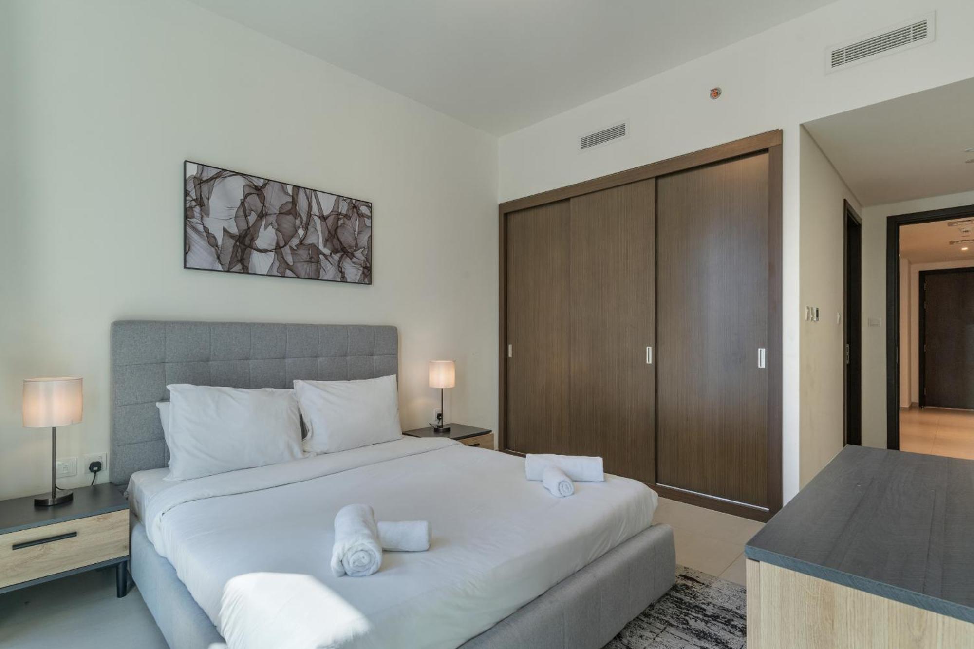 Chic 2br In Bvld Heights, Walk To Attraction - Allsopp&allsopp * Dubai