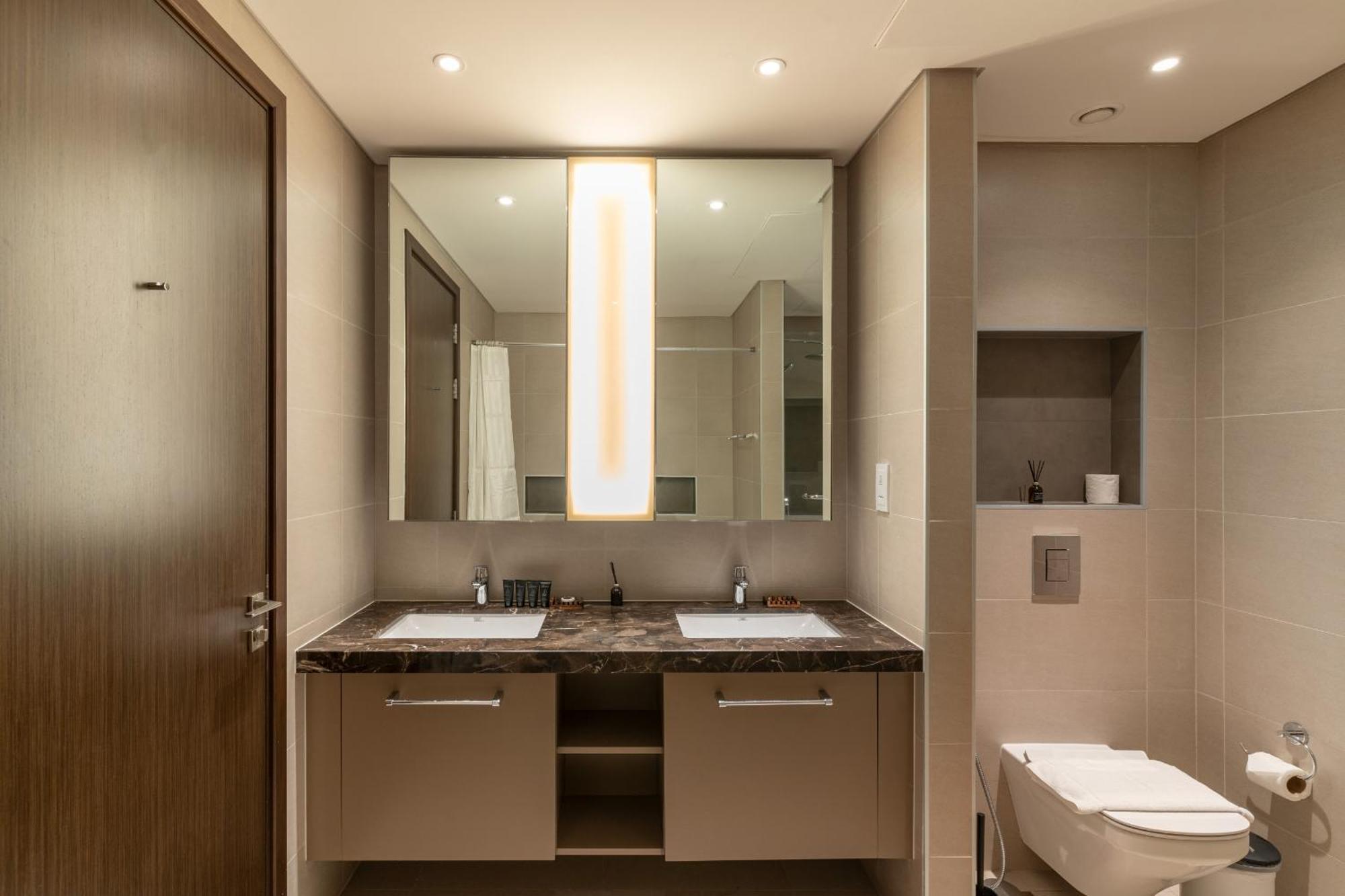 Chic 2br In Bvld Heights, Walk To Attraction - Allsopp&allsopp