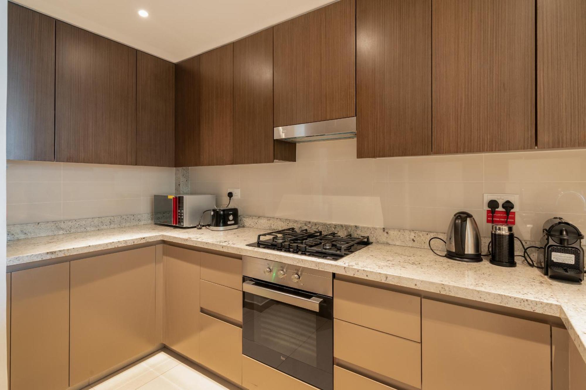 Chic 2br In Bvld Heights, Walk To Attraction - Allsopp&allsopp Dubai