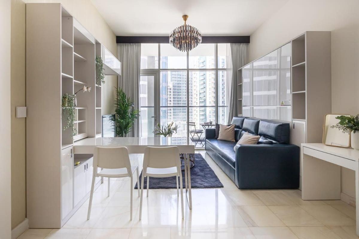 Apartment Frank Porter - Bayz Tower By Danube Dubai