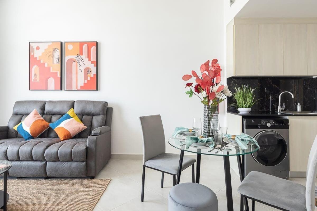 Apartment Frank Porter - Binghatti Avenue