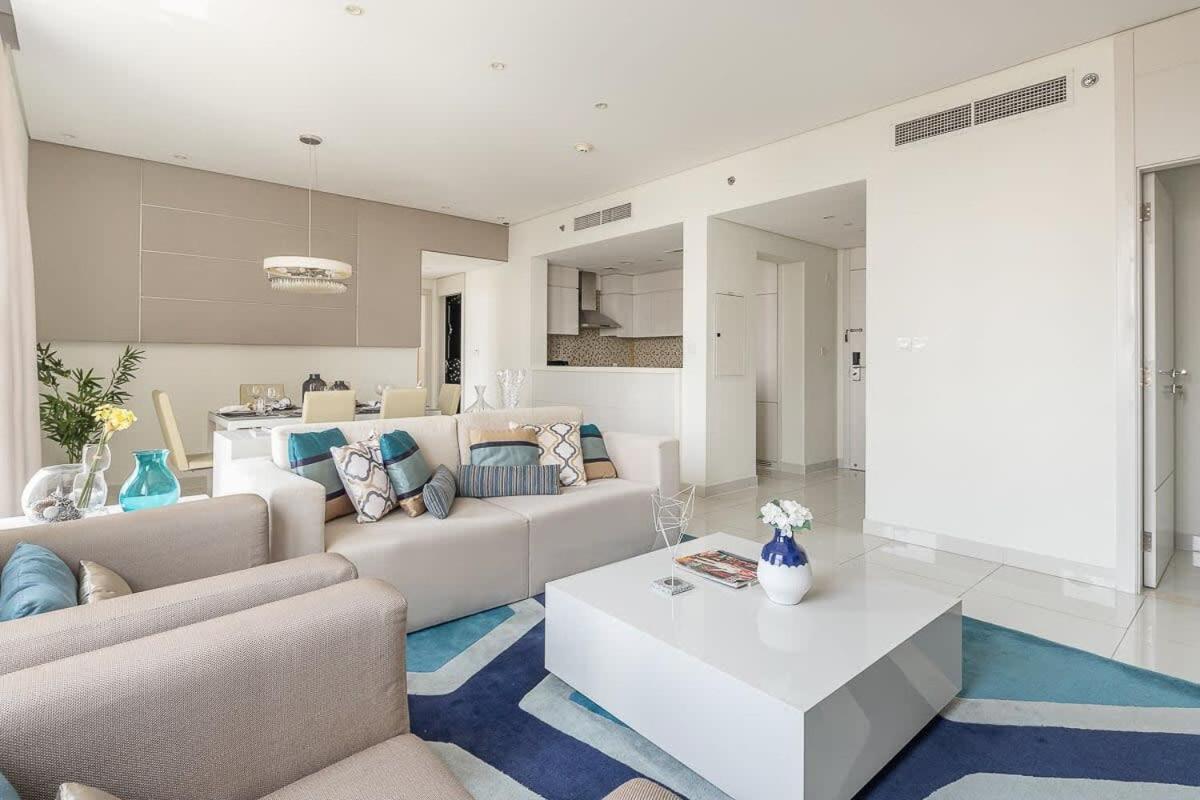 Frank Porter - Damac Voleo Dubai
