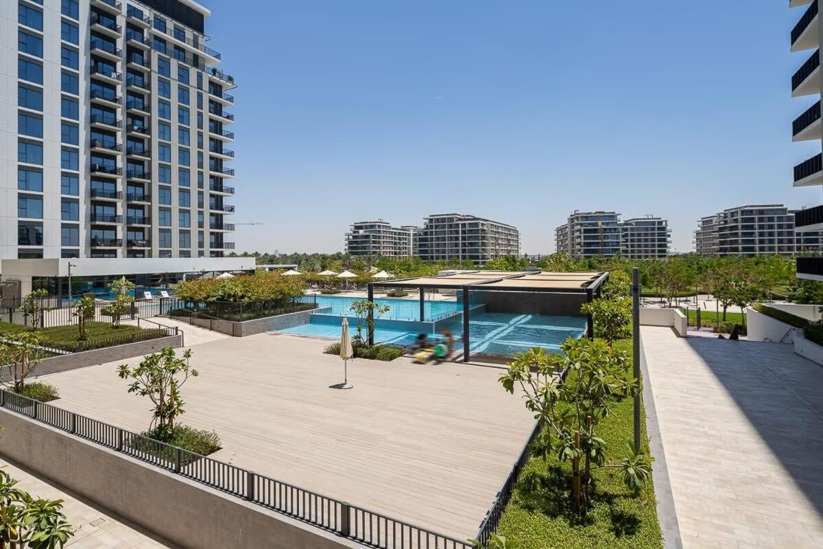 Frank Porter - Executive Residences 2 *