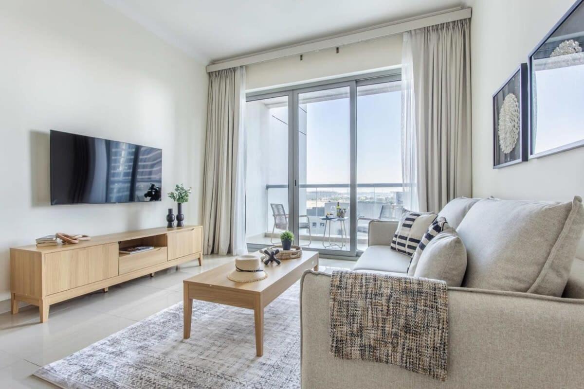 Frank Porter - Fairview Residency Apartment