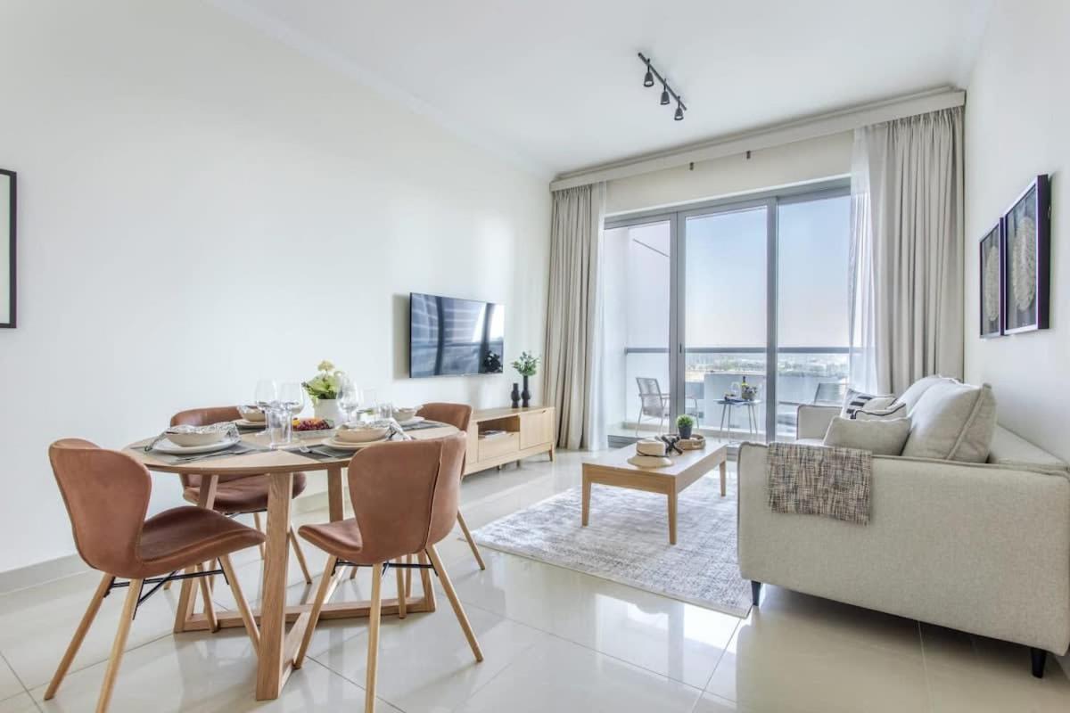 Apartment Frank Porter - Fairview Residency Dubai