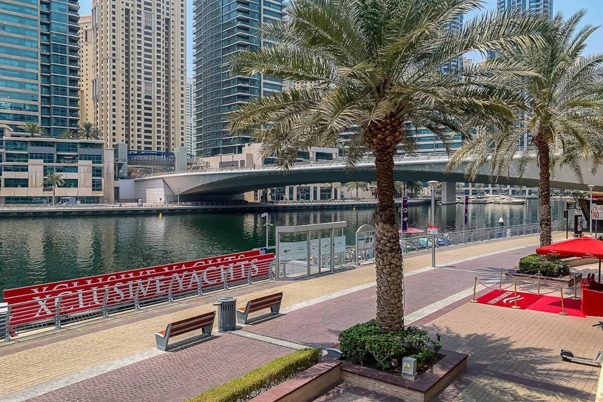 Frank Porter - Al Majara Apartment *