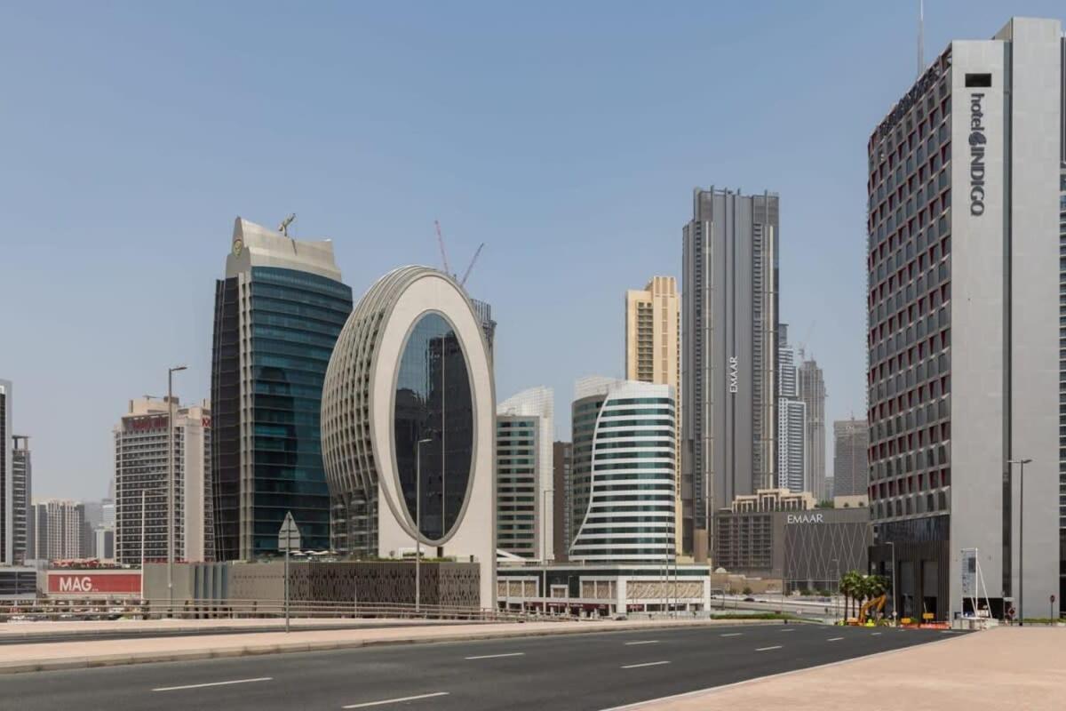 Frank Porter - Damac Voleo Dubai