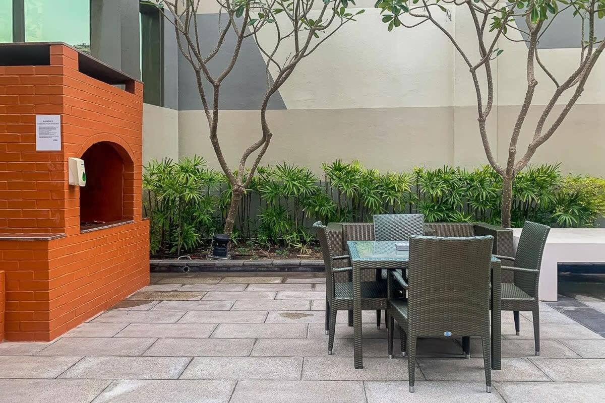 Apartment Frank Porter - Damac Voleo Dubai