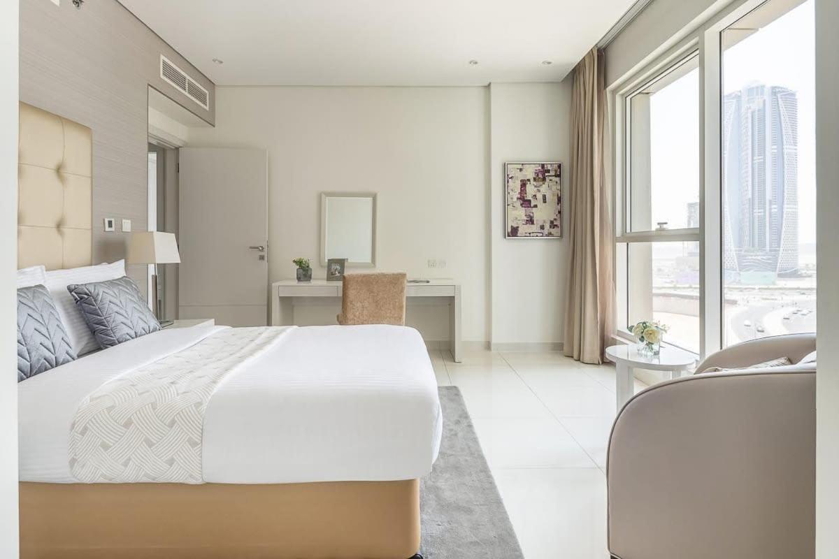Frank Porter - Damac Voleo Apartment