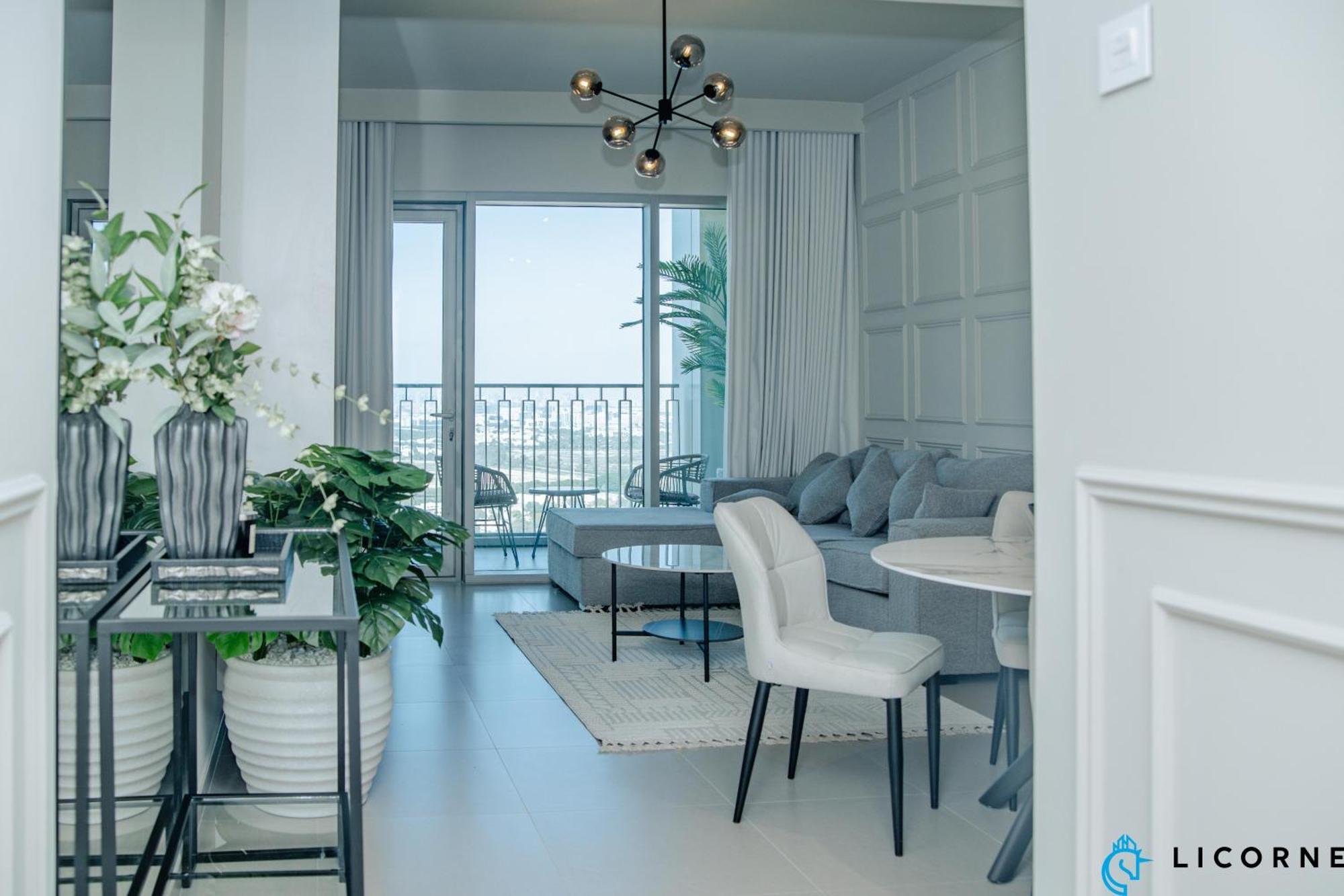 Unveil Downtown Luxury, 1br Majestic Skyline Views - Downtown Views Ll Apartment