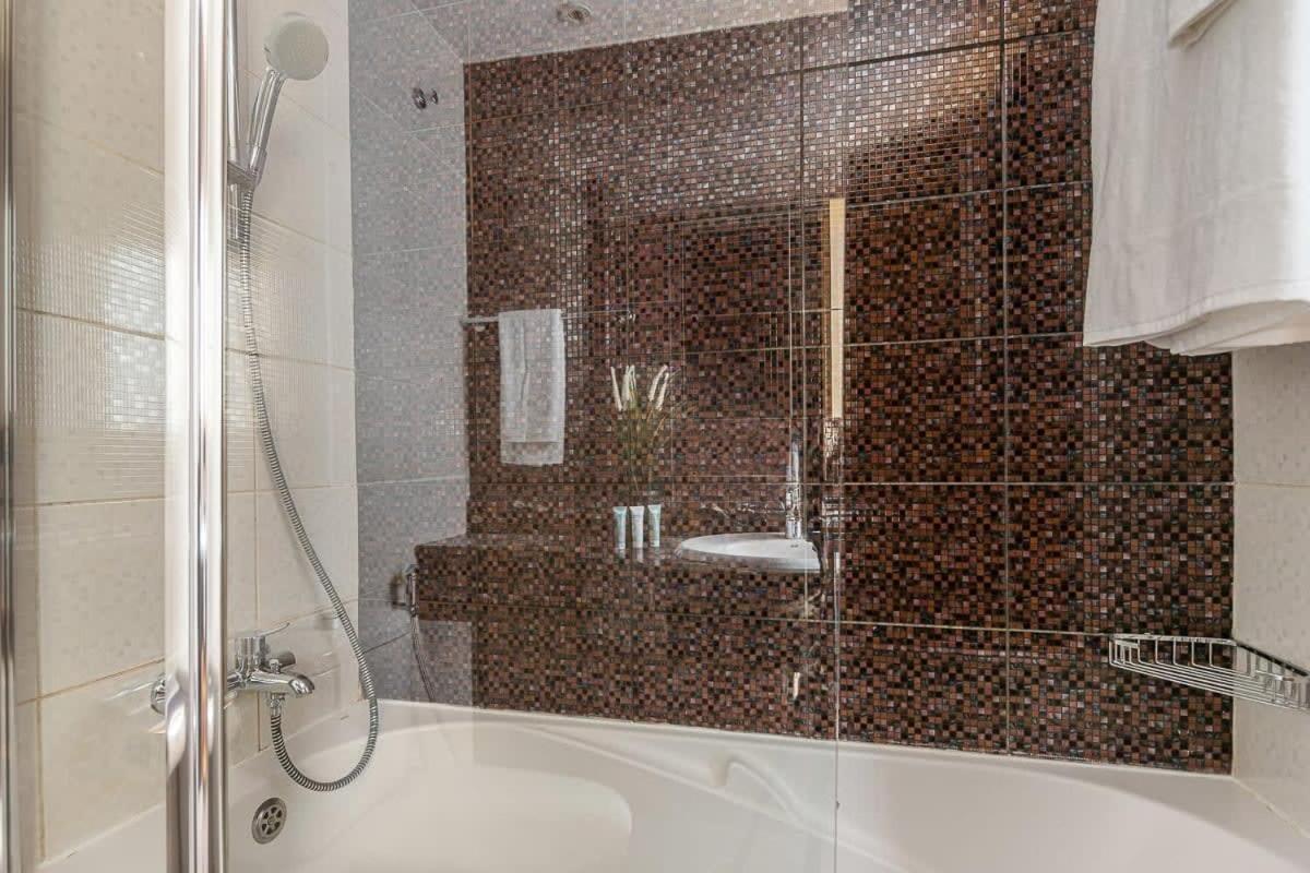 Apartment Frank Porter - Zumurud Tower, Marina Dubai
