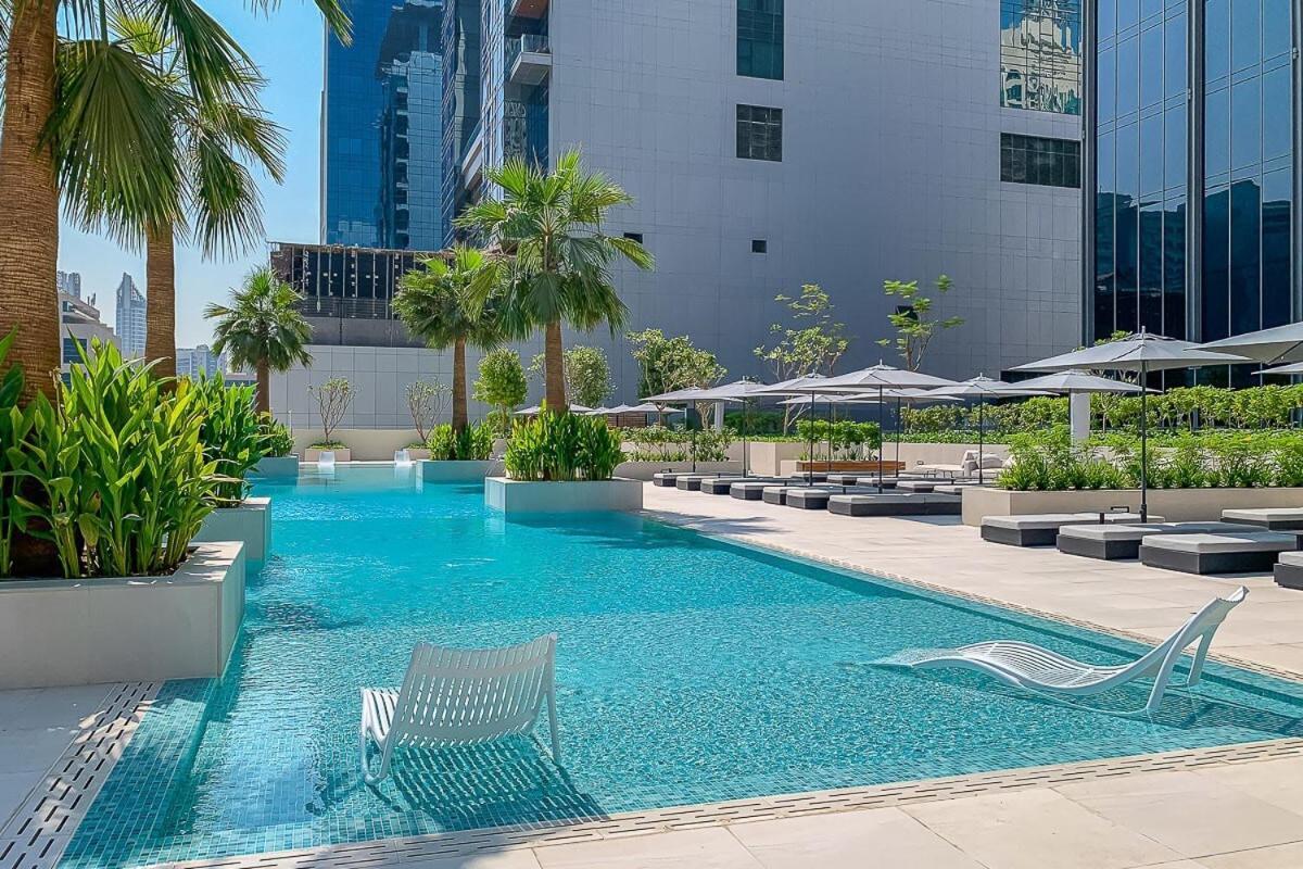 Apartment Frank Porter - The Sterling By Omniyat Dubai