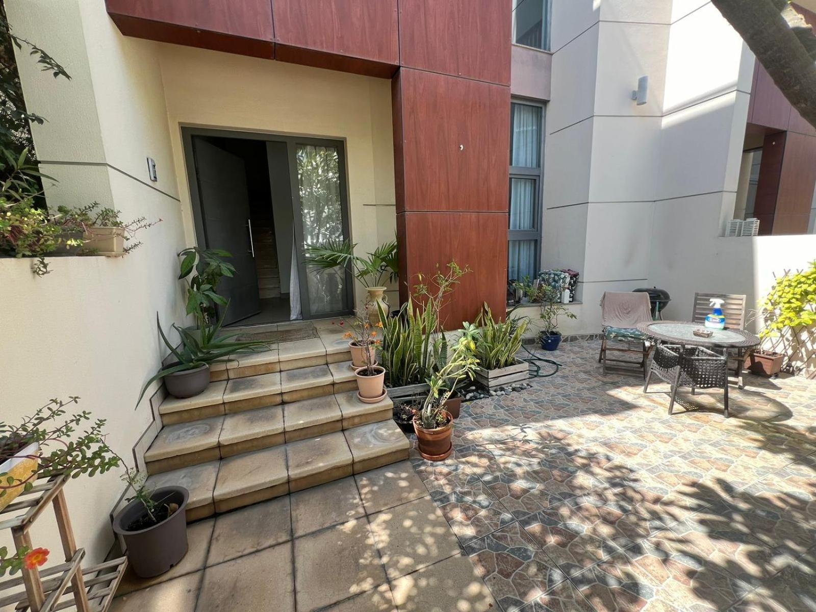 Townhouse Private Homestay *