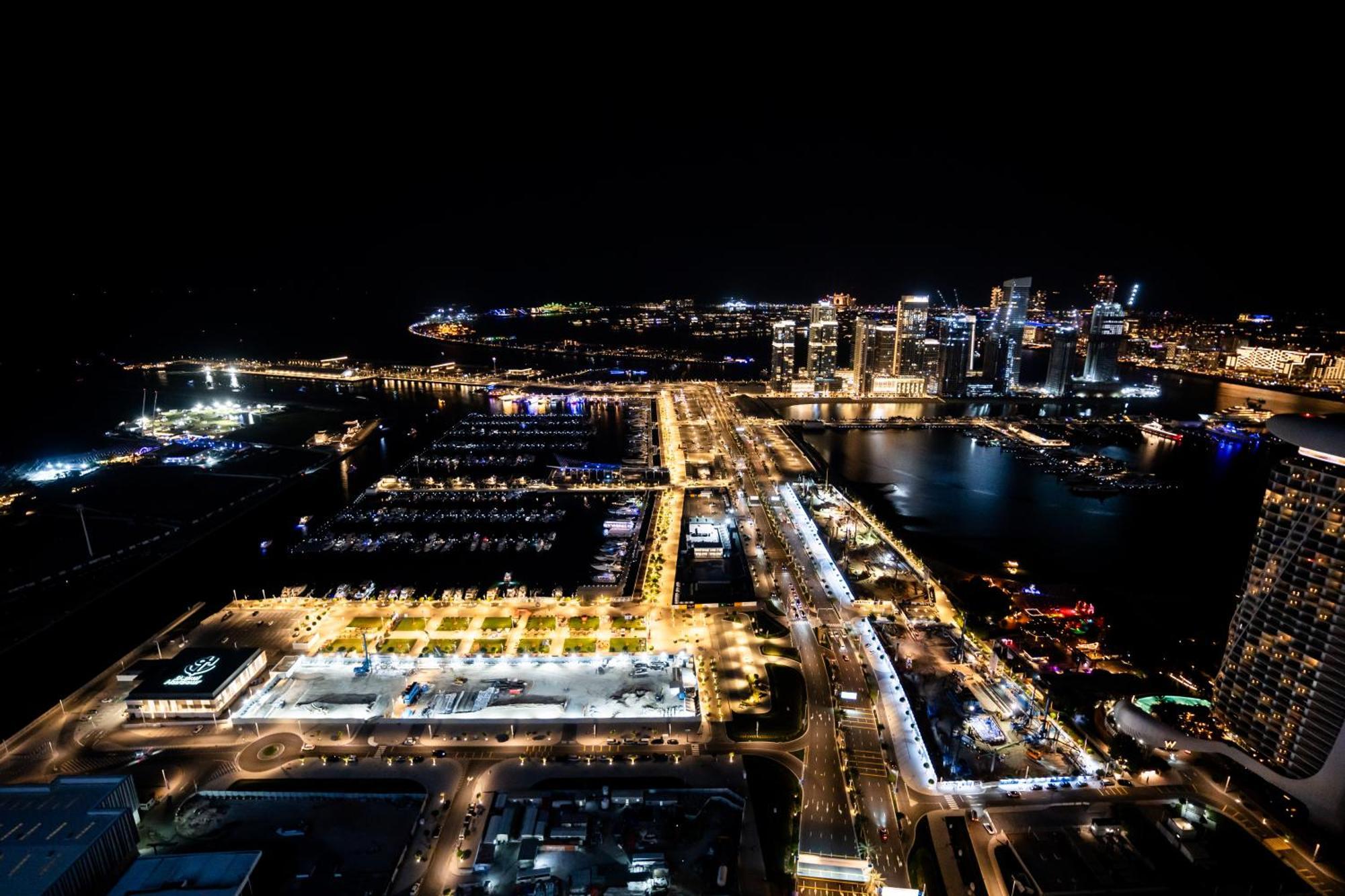 Vibes By Beds And Company - 51st Floor, Full Sea View Apartment Dubai