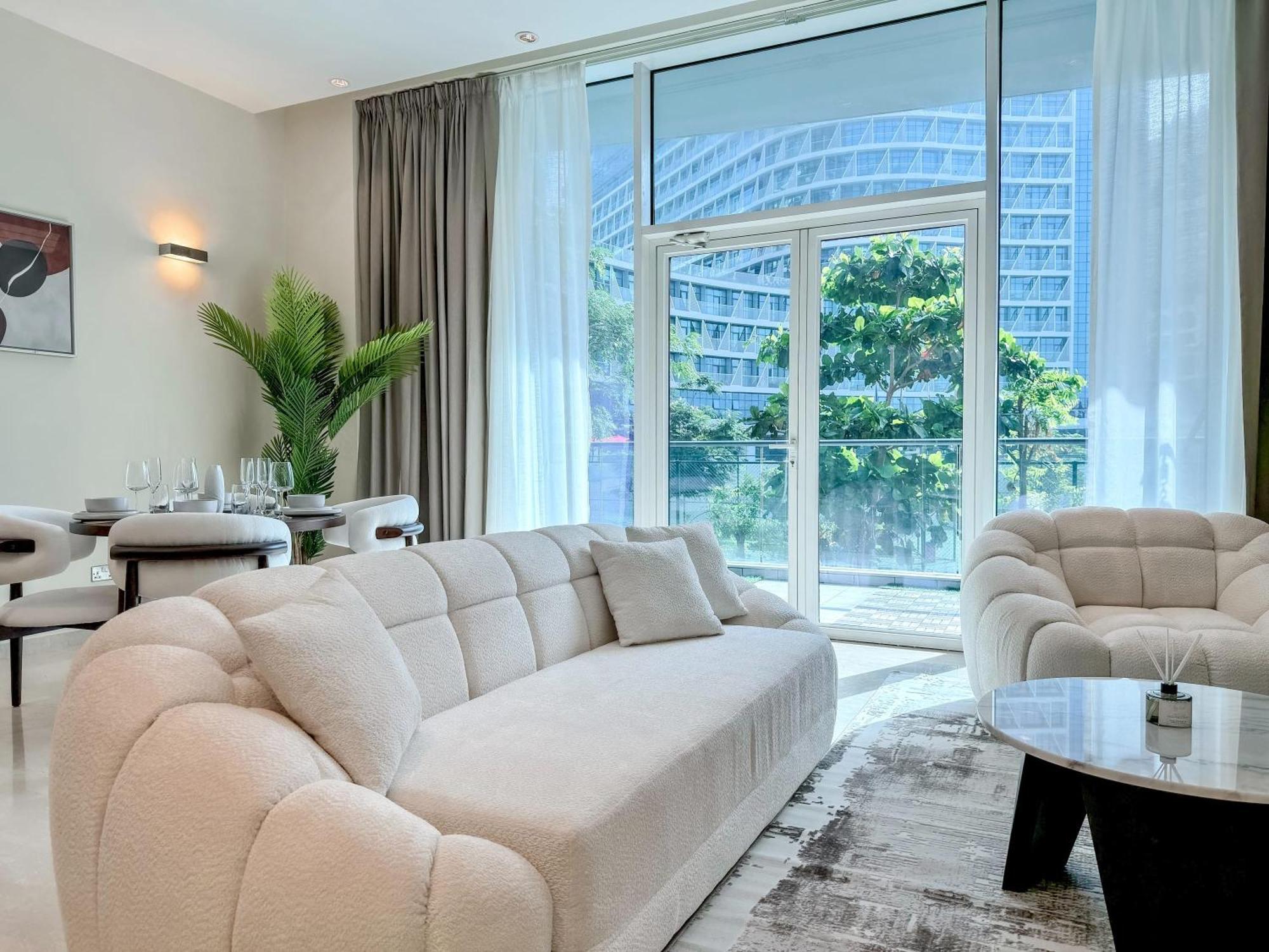 Exquisite 1br Hidden Gem - Oceana Residences