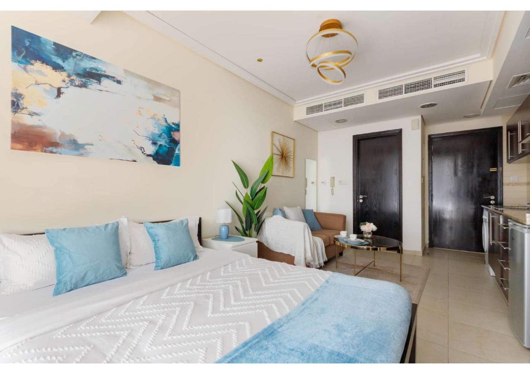 Elevate Your Lifestyle At Goldcrest Bldg. *