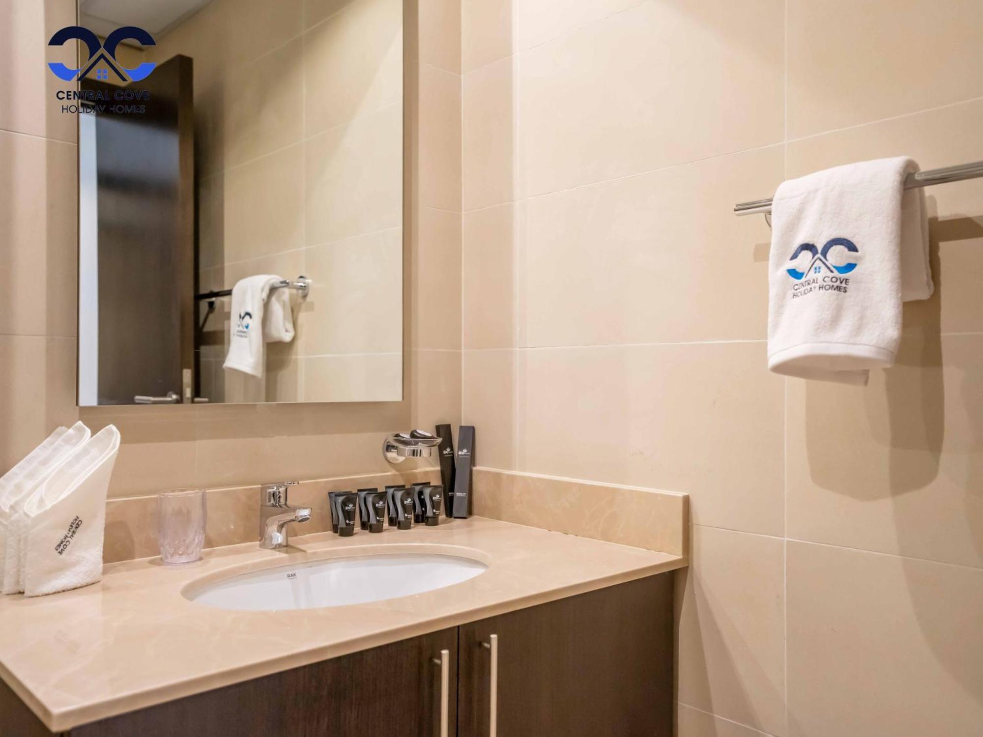 New Luxury Magnificent 1br Apt In Ns Building Al Jaddaf