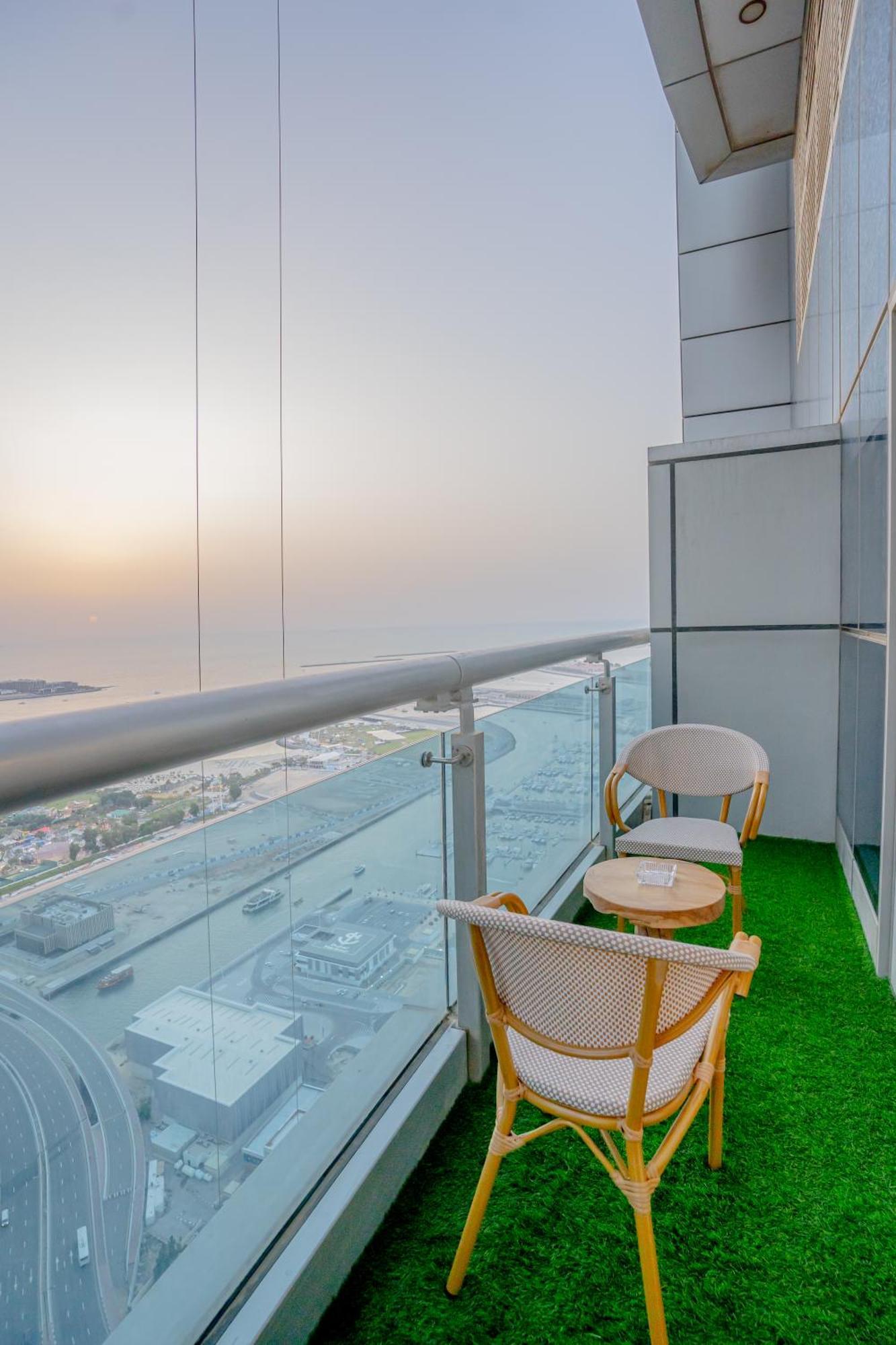 Vibes By Beds And Company - 51st Floor, Full Sea View *