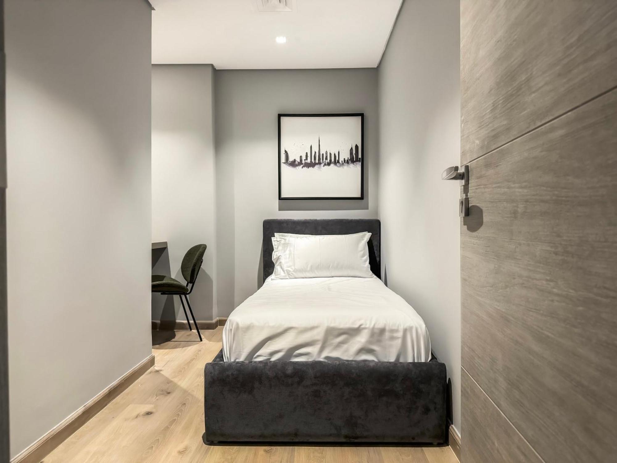 Majestic 2br Haven With Burj Khalifa View Apartment Dubai