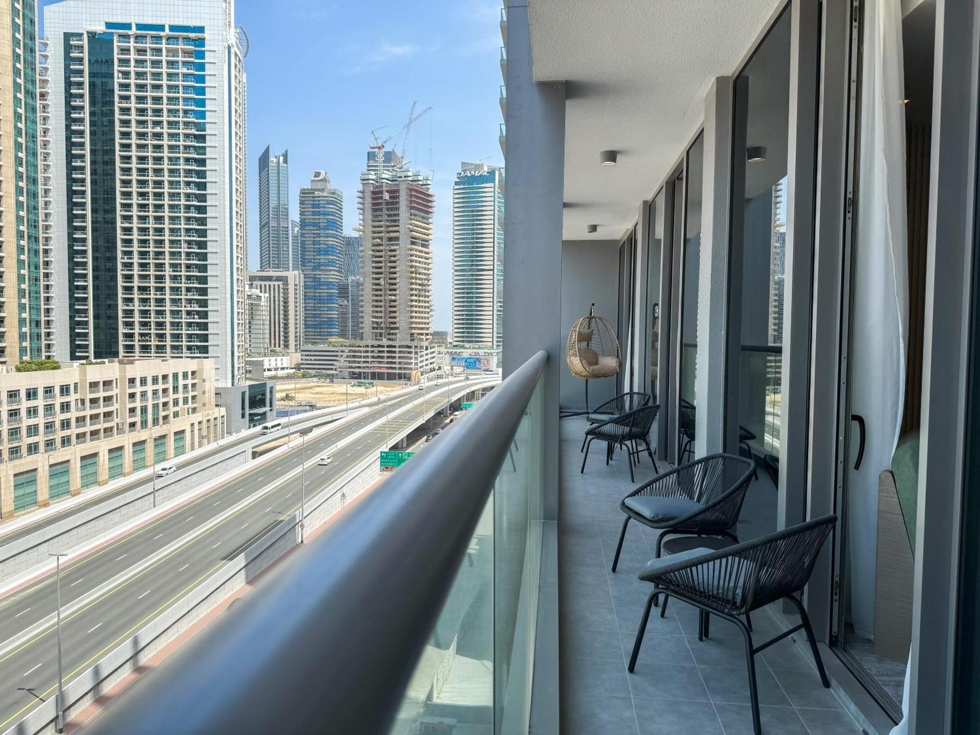 Apartment Majestic 2br Haven With Burj Khalifa View *