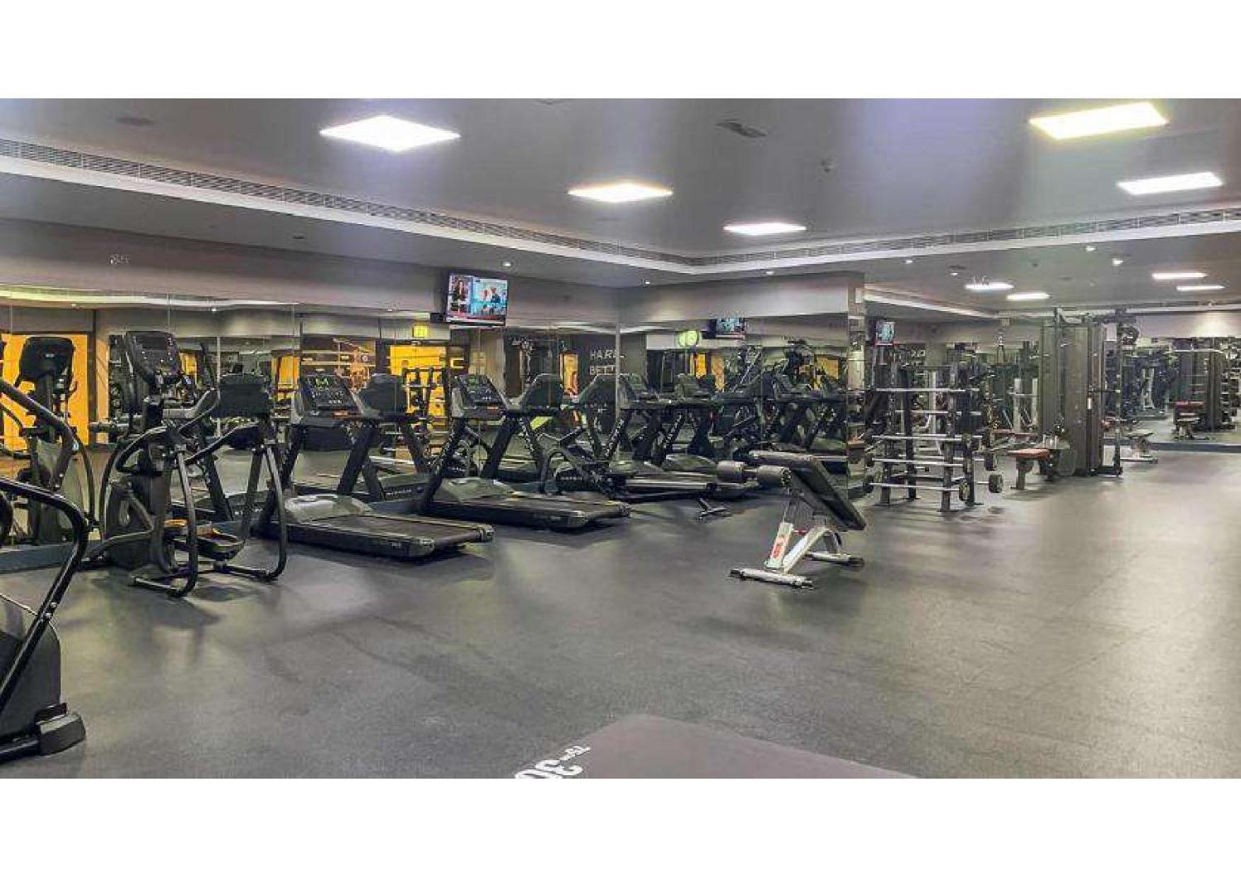 Elevate Your Lifestyle At Goldcrest Bldg. Apartment