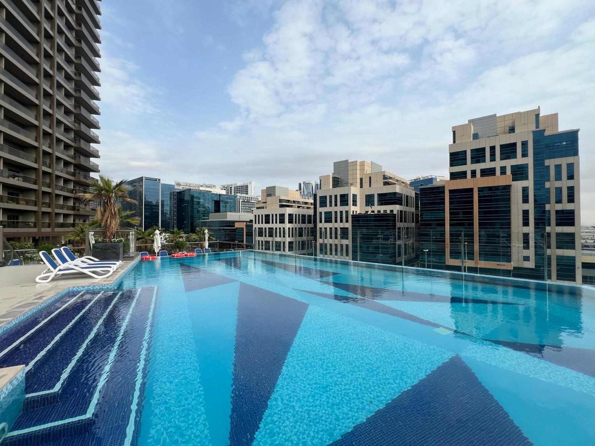 Luxurious 1br In Elite With Burj Khalifa View Dubai