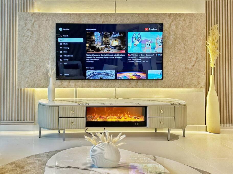 Your Private Sunny Retreat Apartment *