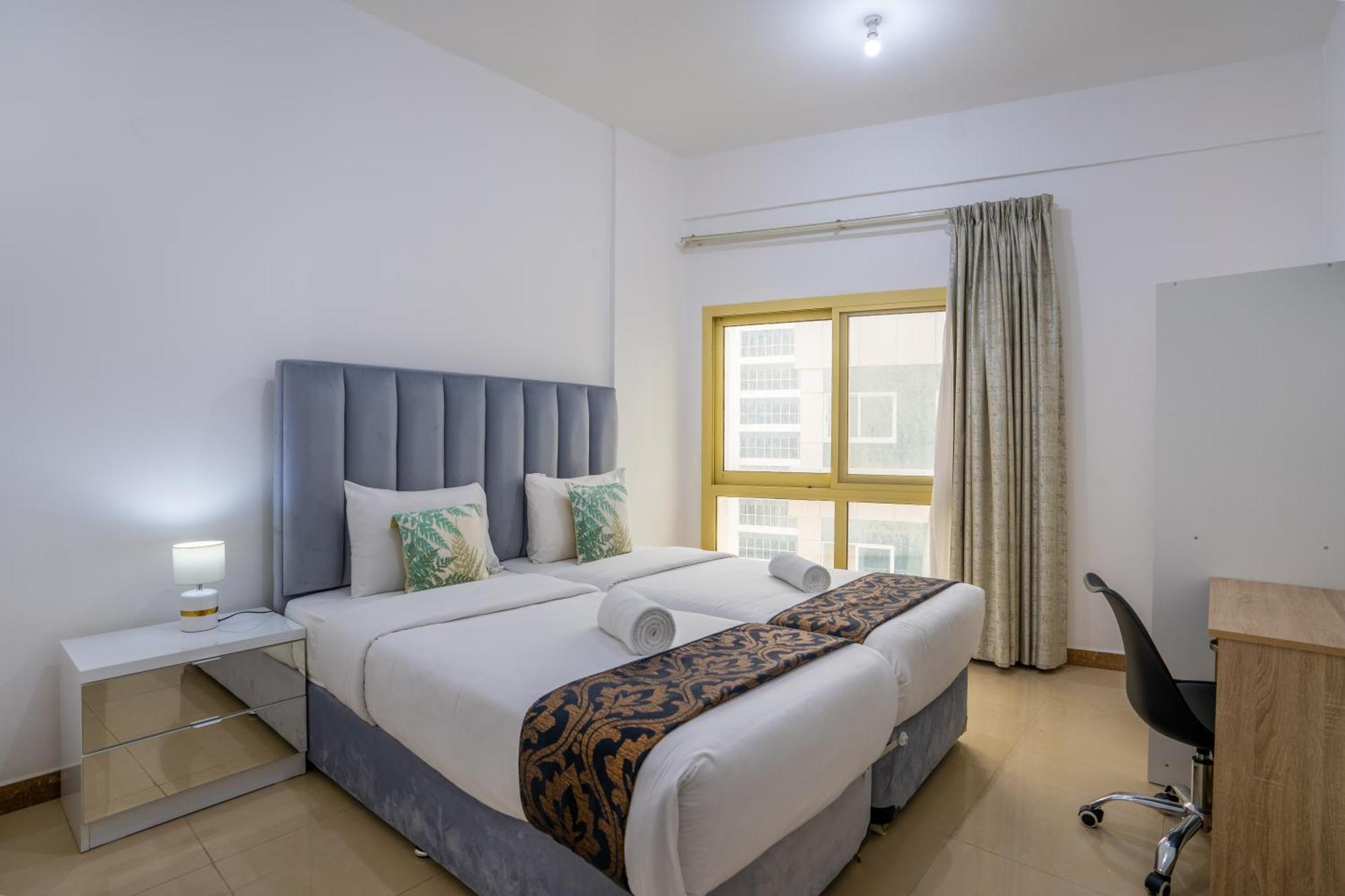 Rh- Experience Comfort And Convenience In Our 2br, Al Barsha Apartment Dubai