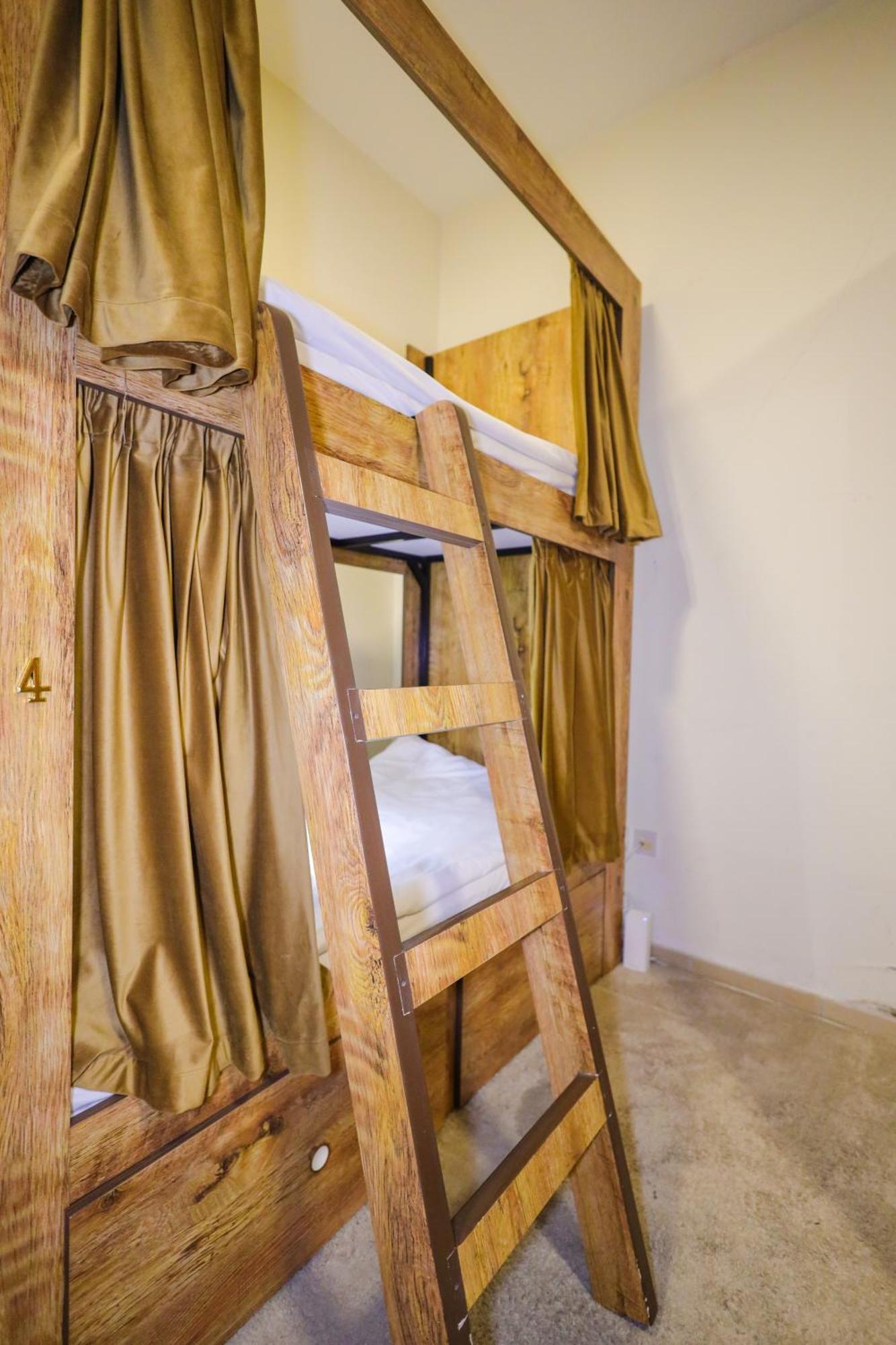 Lunar Plus Hostel Dubai