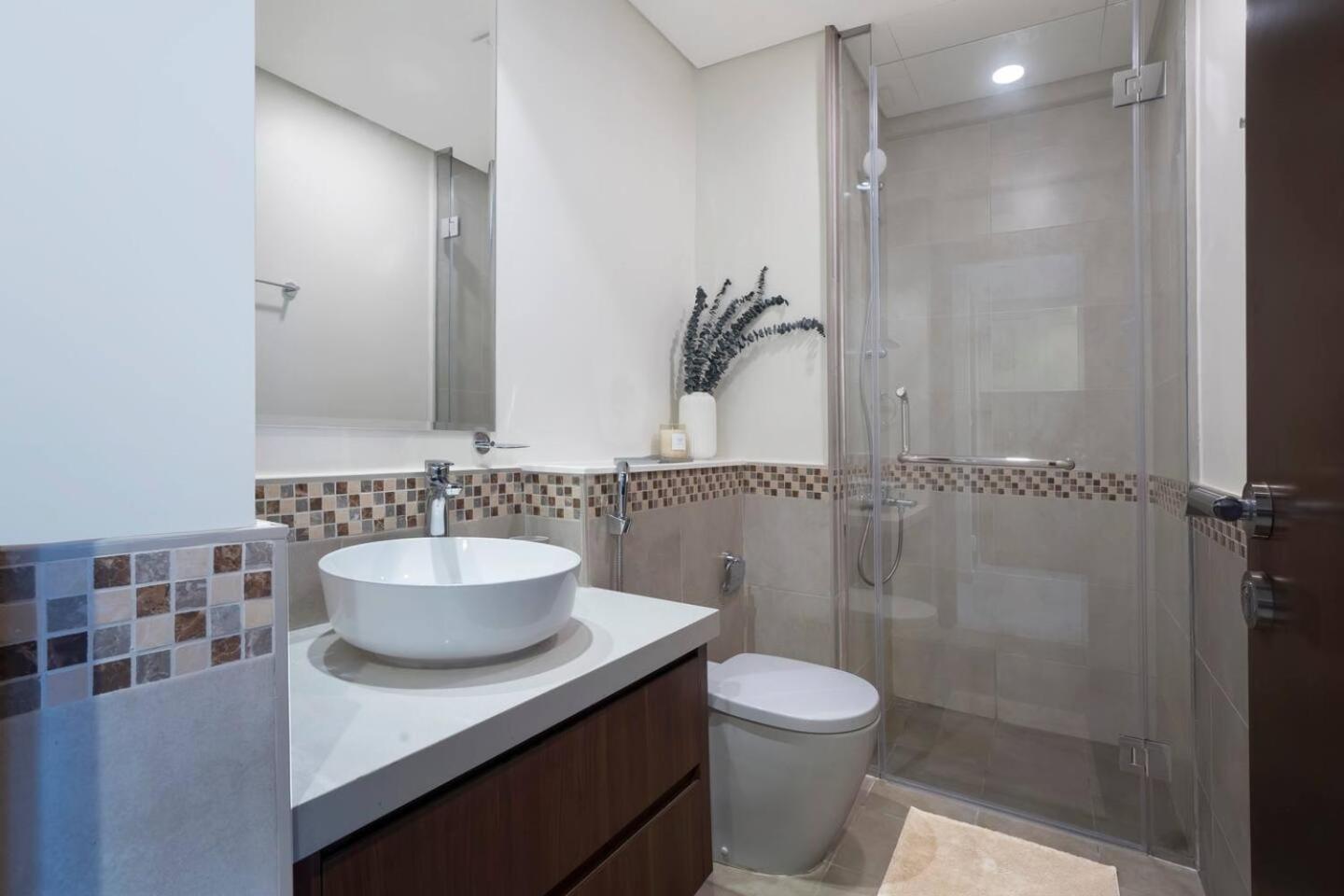 5-star Burj Khalifa View In Boho With Pool & Gym! Apartment Dubai