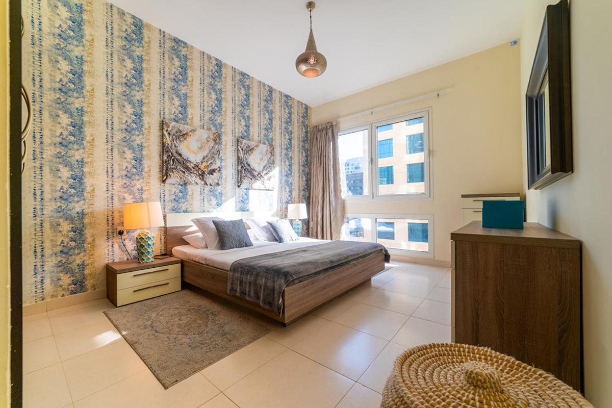 1br Spacious In Marina Sail By Pk Holidays Apartment